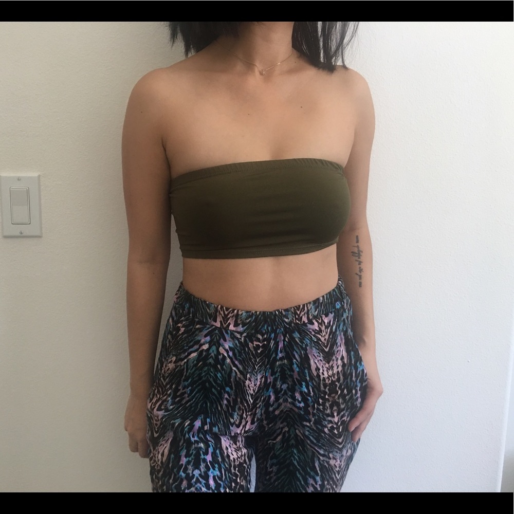 🌺Lily White Multicolored Pants🌺